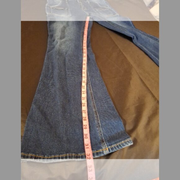 Fashion Nova Jeans - Picture 3 of 7